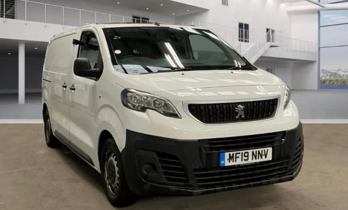 Peugeot Expert 2019 - Image 1