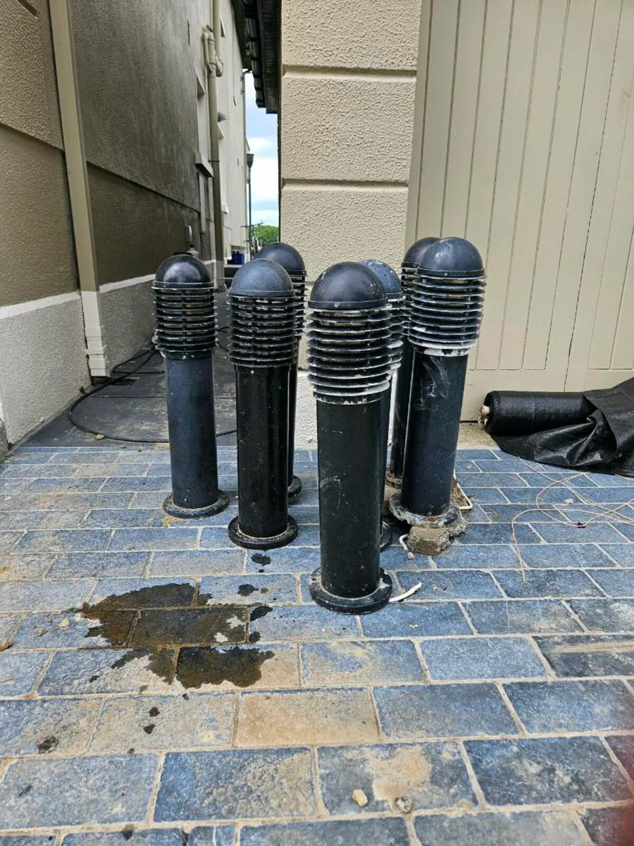 Outdoor lights - Image 2