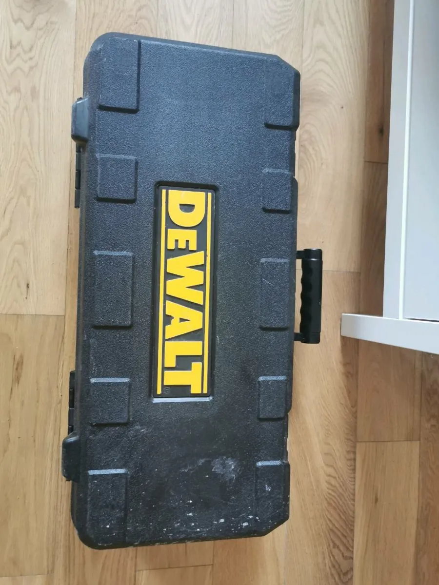 Dewalt angle Drill 110 - Image 3