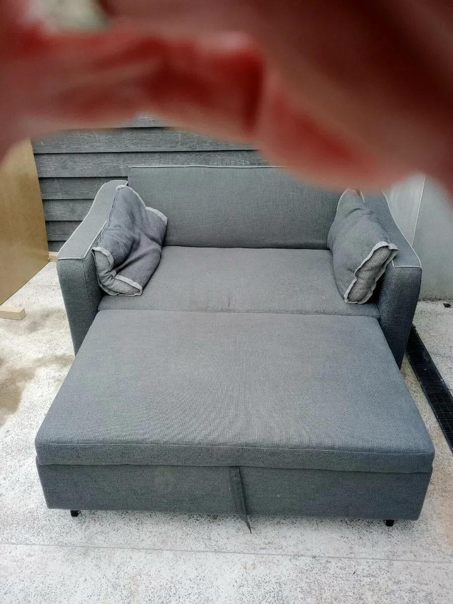 Couch/Bed - Image 4
