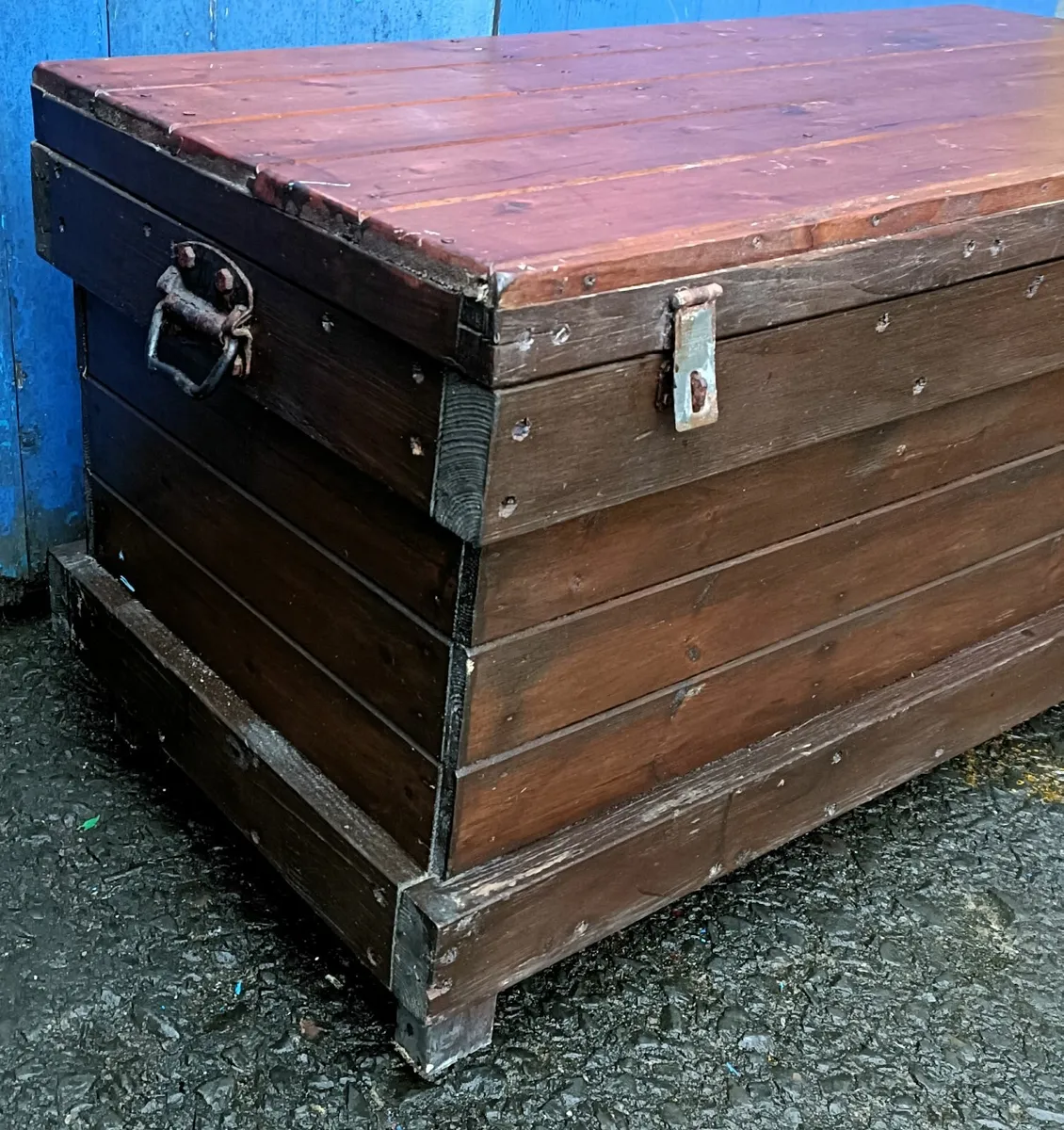 Vintage Wooden Chest - Image 4