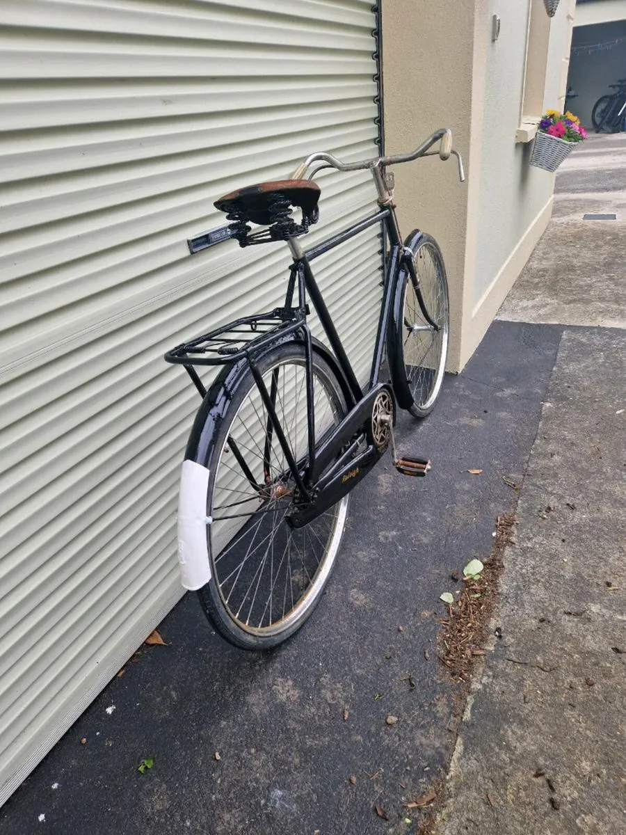 High nelly bike 28in wheels - Image 2