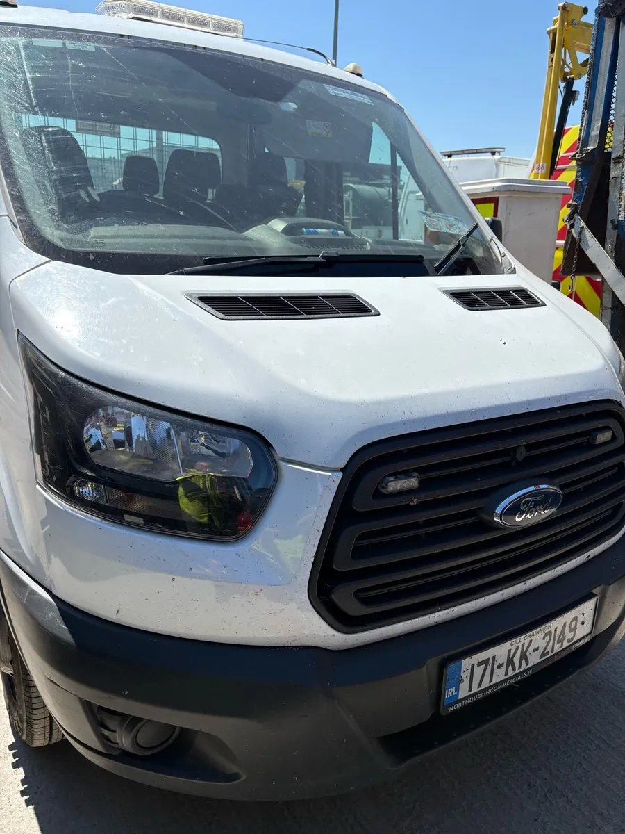 Ford crew cab tipper - Image 1