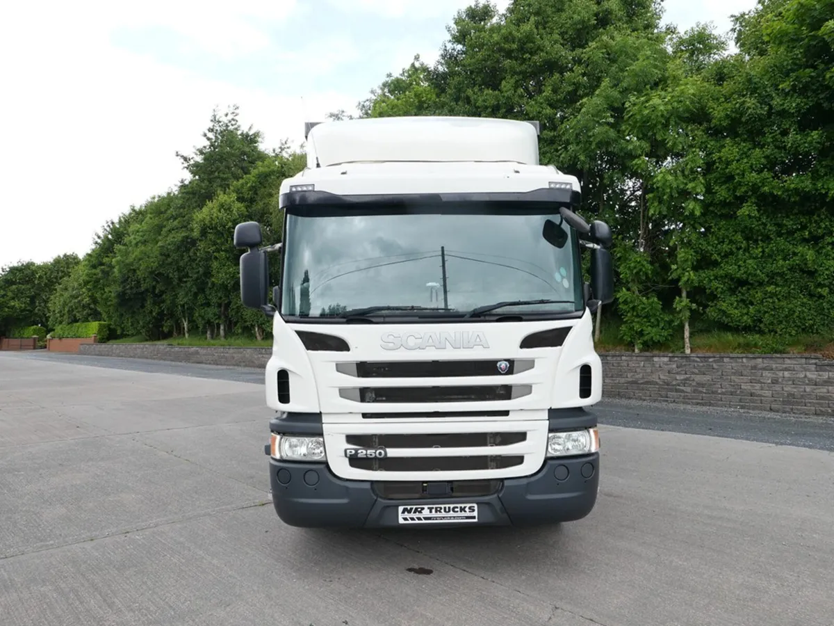 2017 Scania P250 Sleeper Cab 4x2 Auto - Image 2