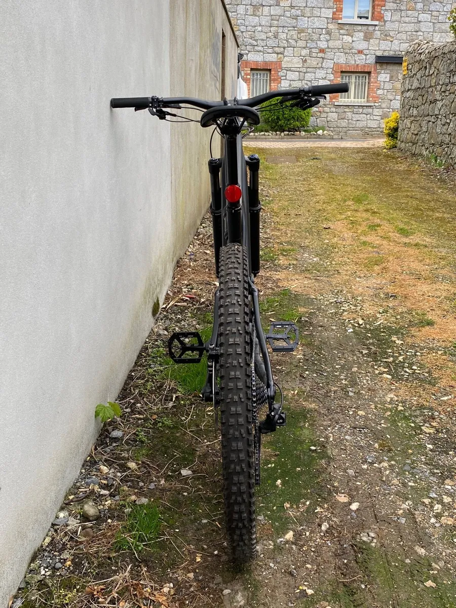 Specialized Turbo Levo Mountain Ebike - Image 2