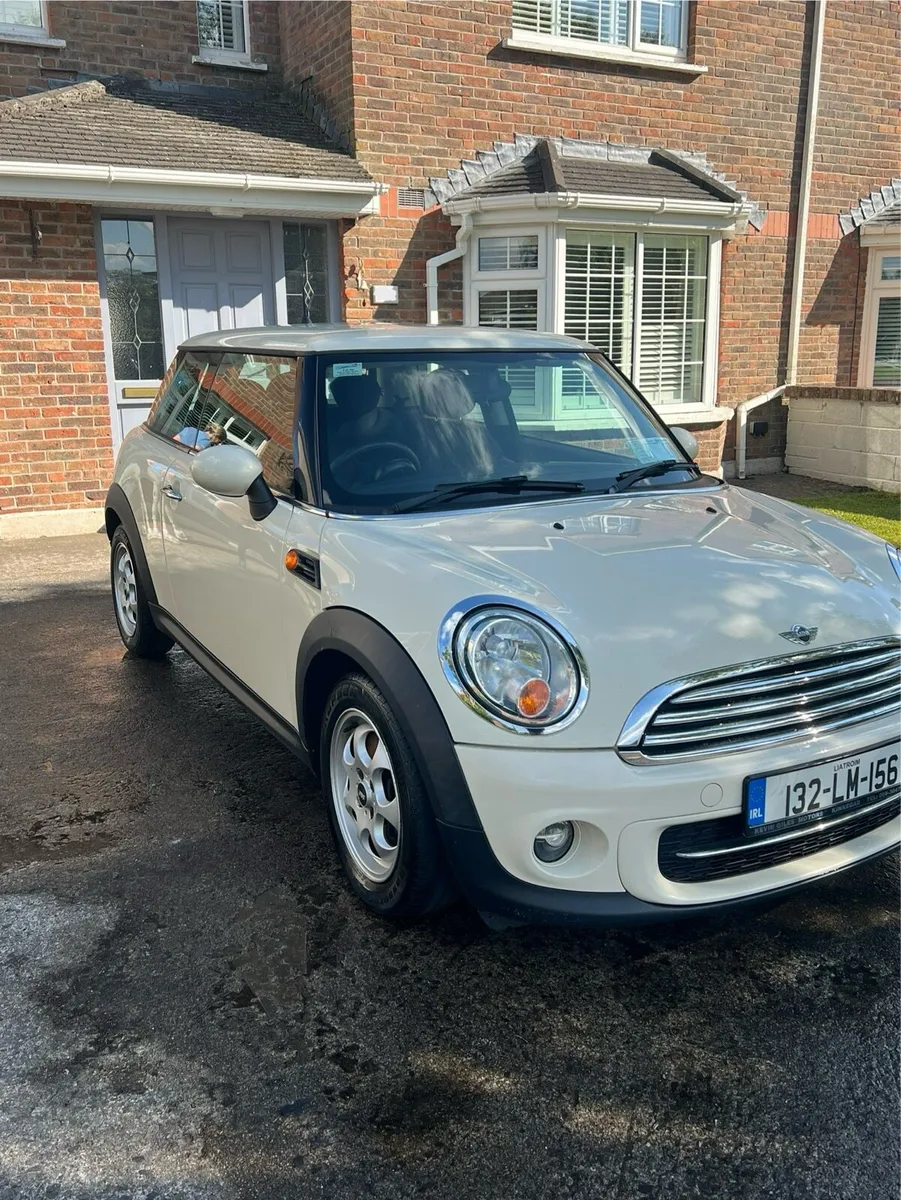 Mini Cooper 2013 - Image 1