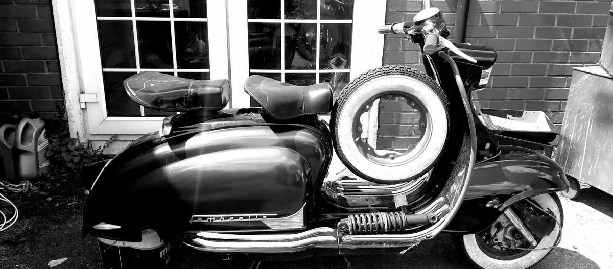 Old Lambretta - Image 1
