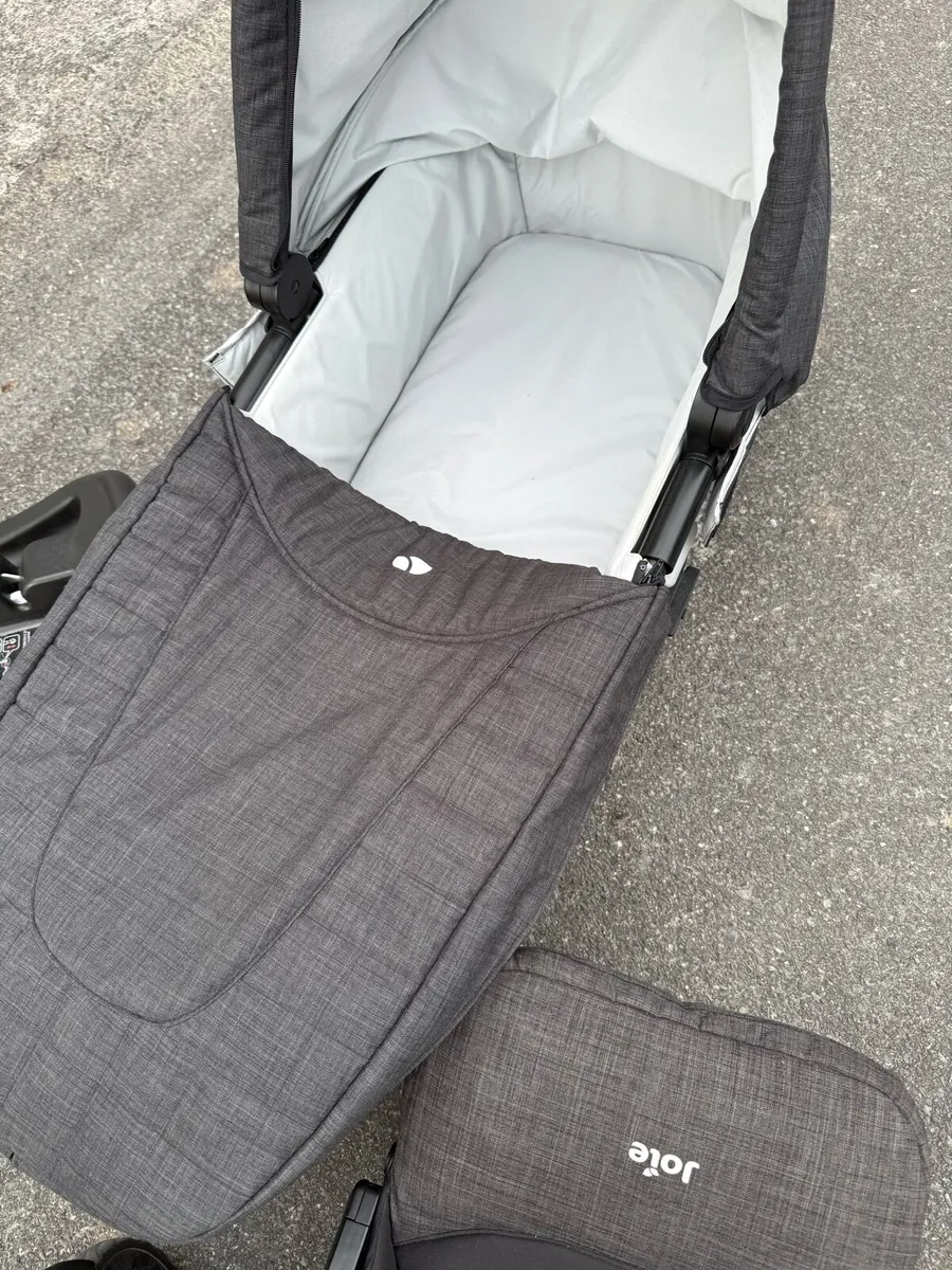 Joie Buggy + Car Seat - Image 2