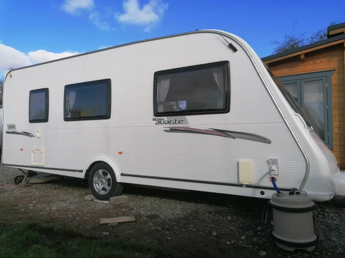 2011 Elddis Avante 524 -4/birth caravan in excelle - Image 2