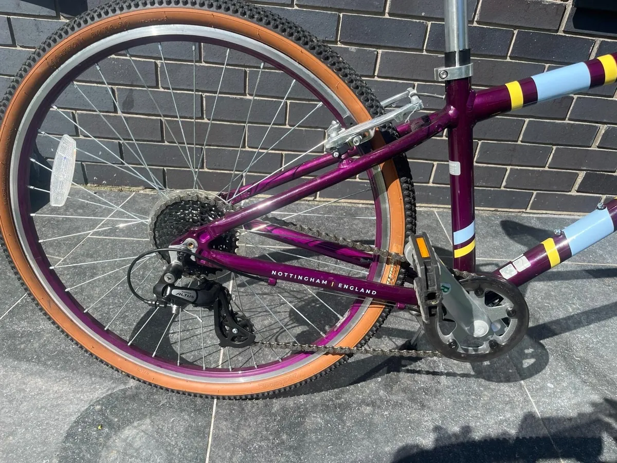 Girls Raleigh bike - Image 2