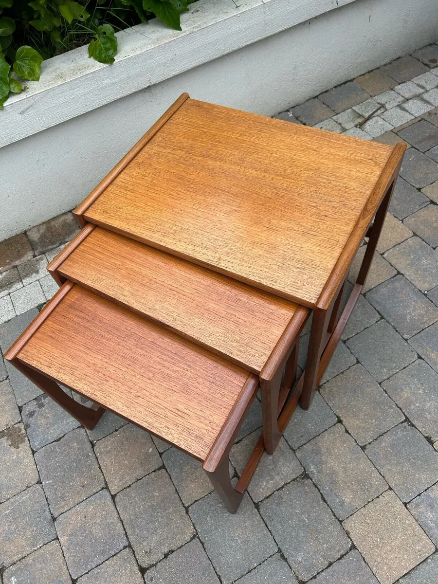 G Plan mid century trio of tables retro vintage - Image 4