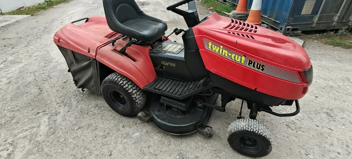 Ride on mower - Image 4