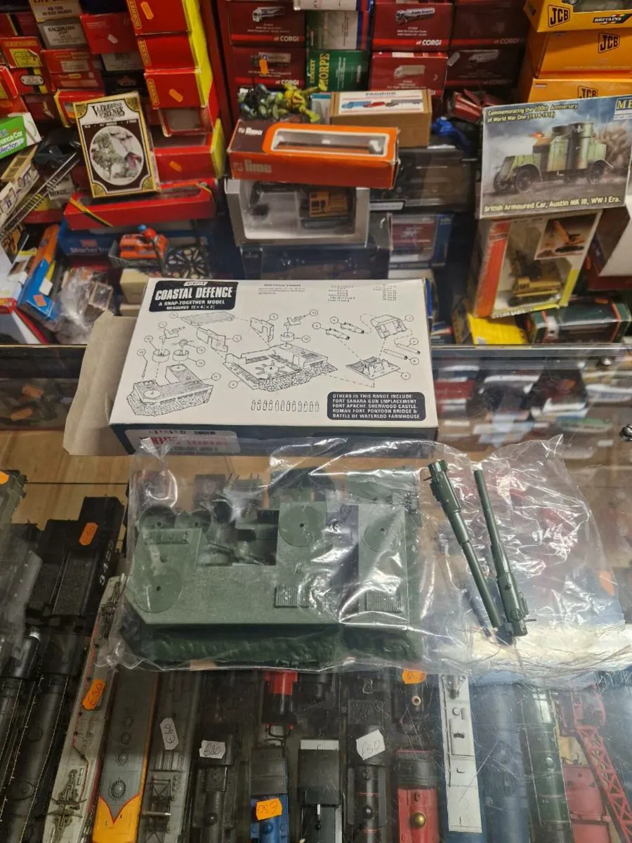 Vintage Airfix Coastal Defence Battery - Image 2