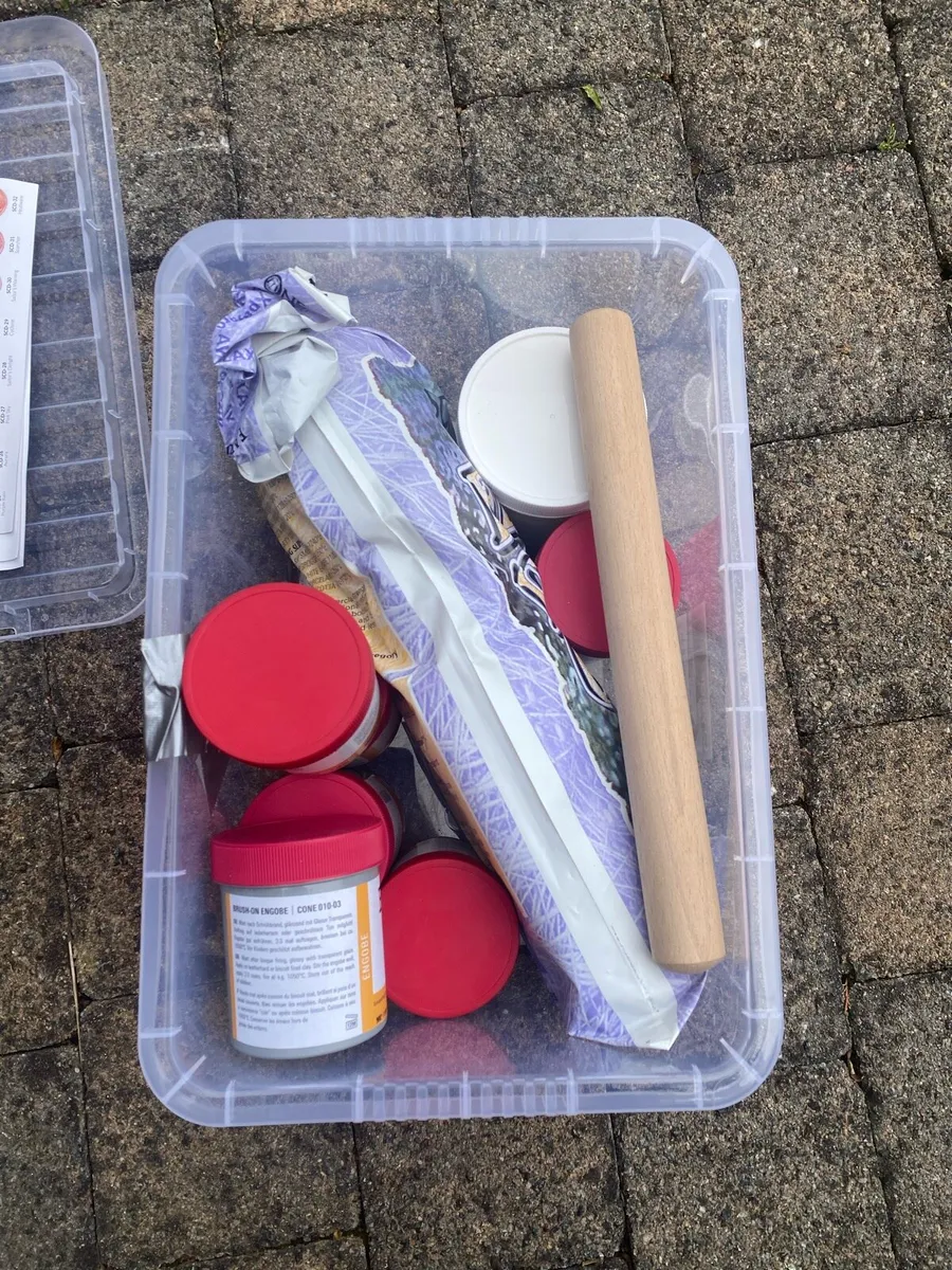 Pottery kit - Image 1