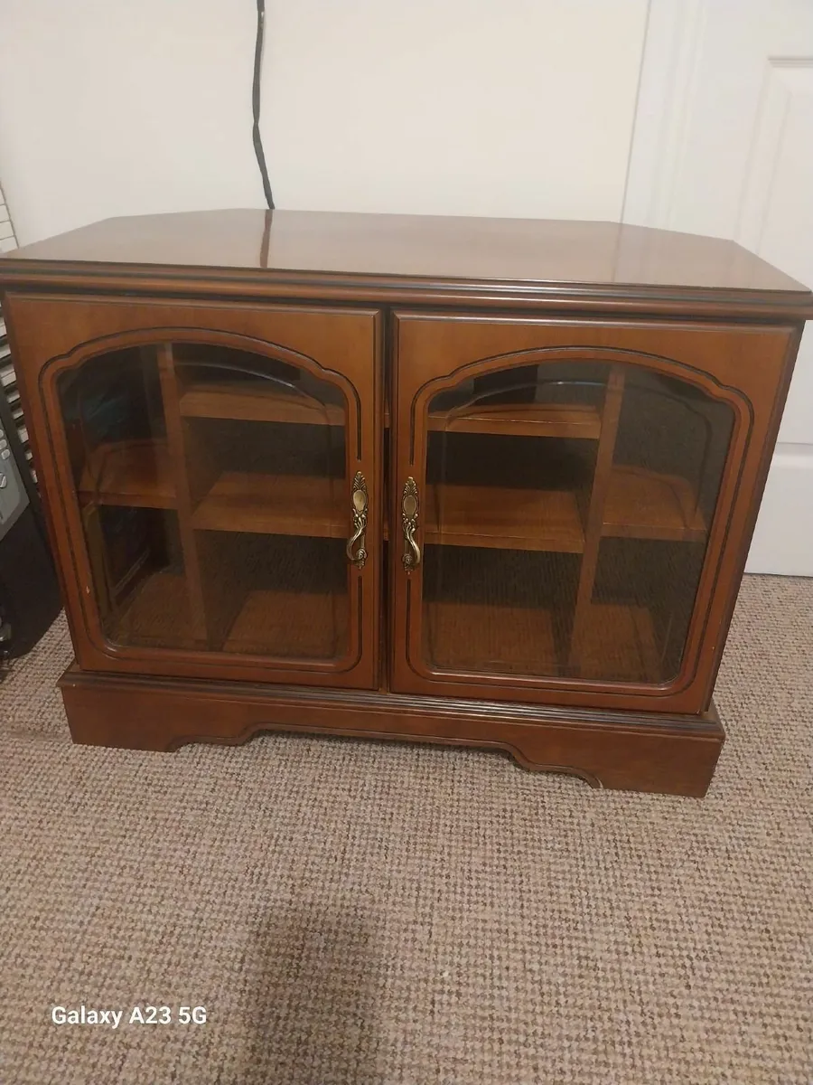 TV Cabinet