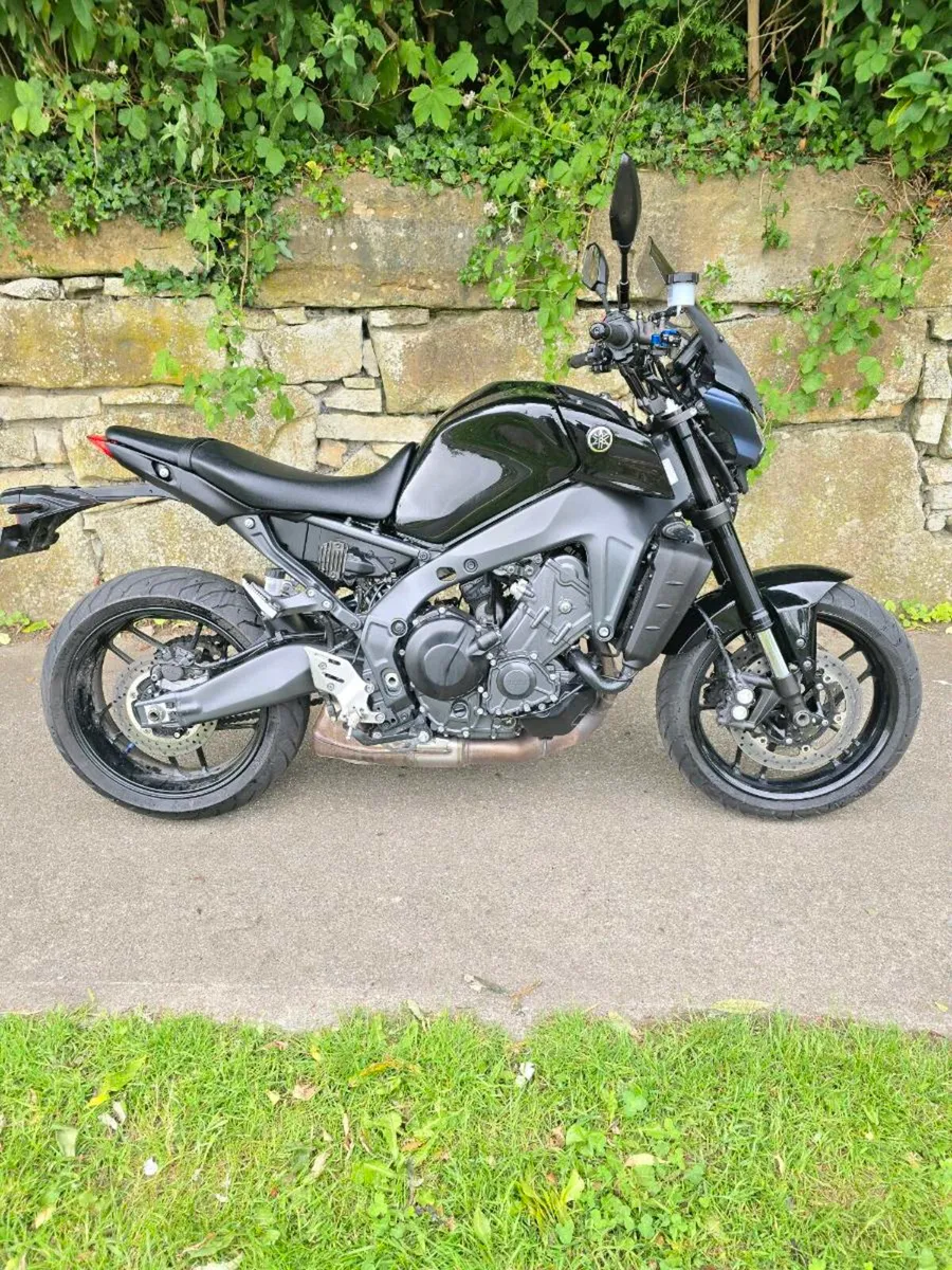 Yamaha MT 09 - Image 1