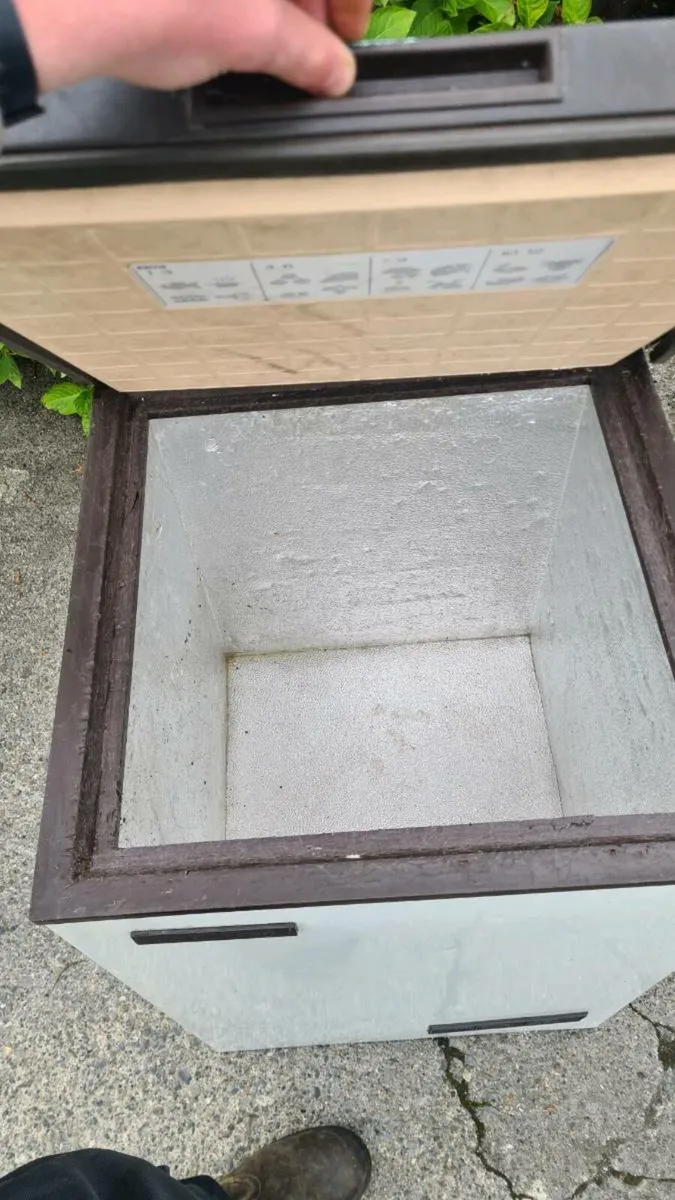 Chest freezer - Image 2