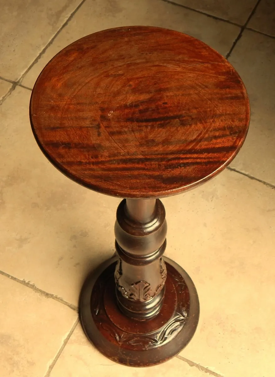 Vintage Oak Hand Carved Pillar Stand - Image 2