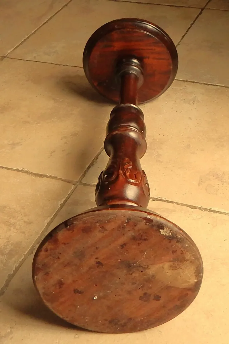Vintage Oak Hand Carved Pillar Stand - Image 3