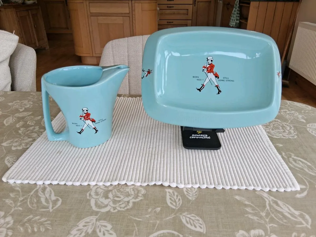 Johnny Walker water jug and ashtray. - Image 4