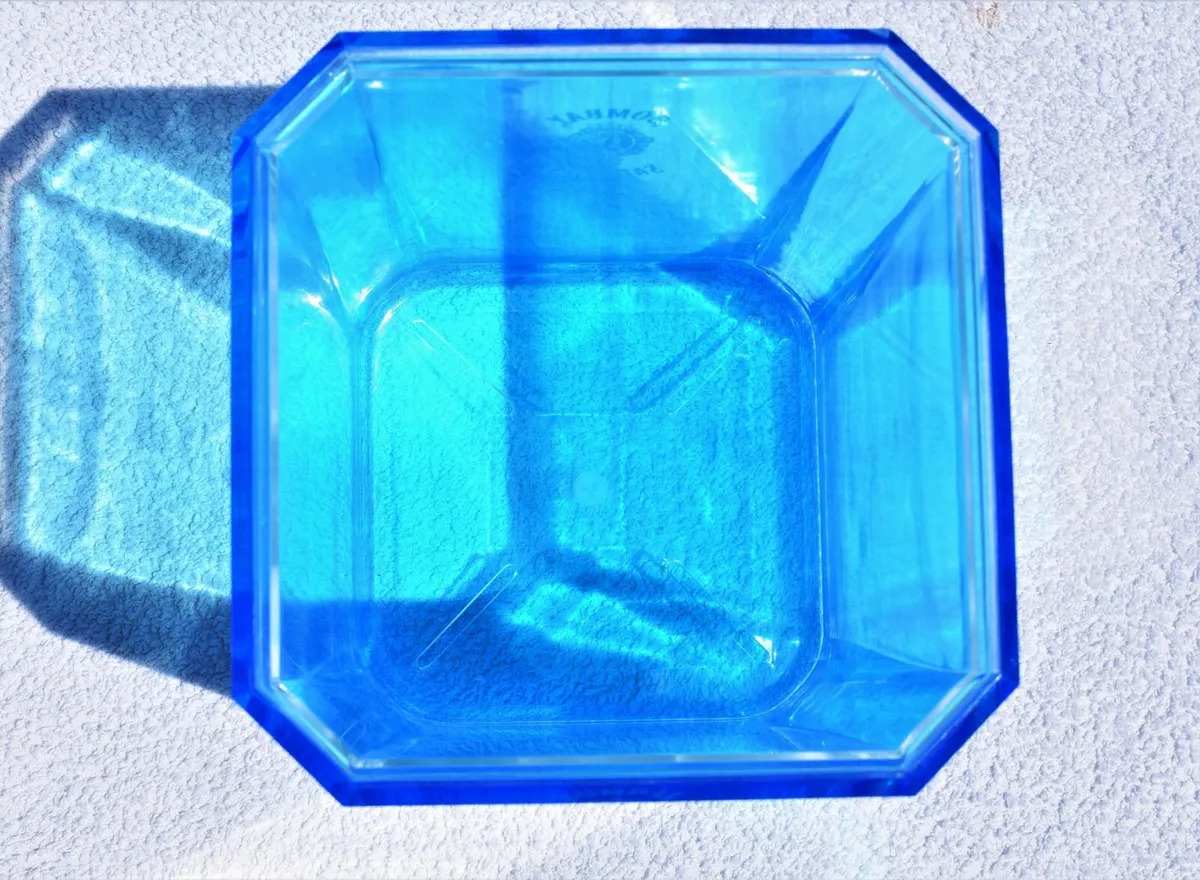 Acrylic Bombay Sapphire Gin Ice Bucket - Image 4