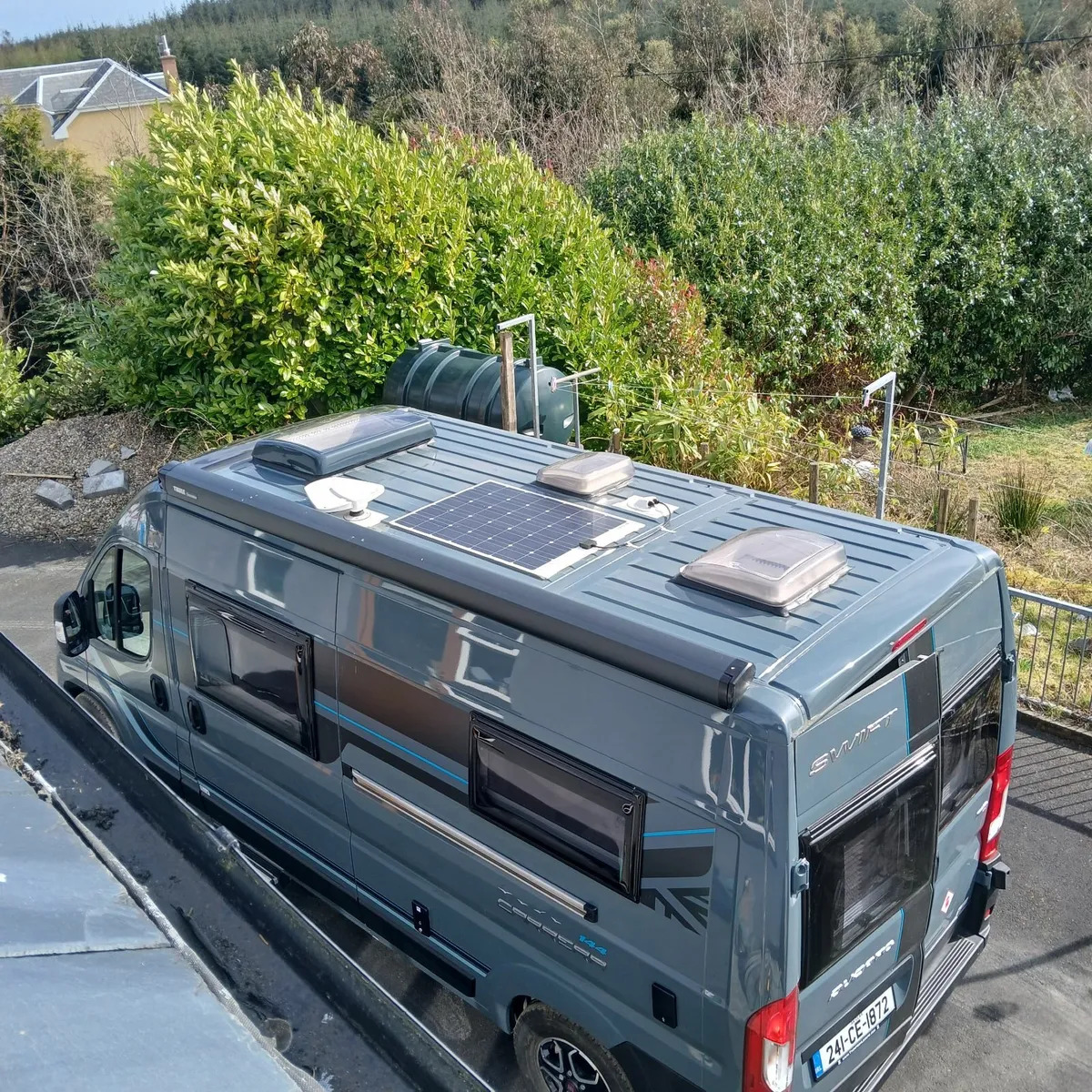 Camper - Image 1