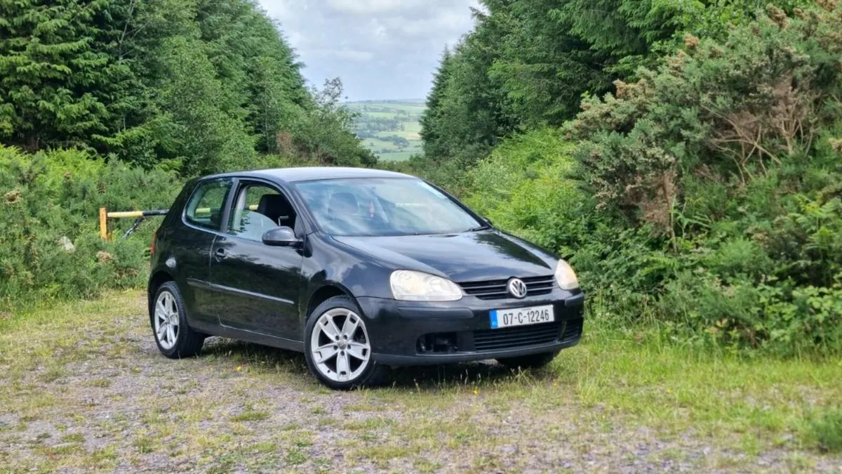 Volkswagen Golf 1.4 petrol 2007 - Image 1
