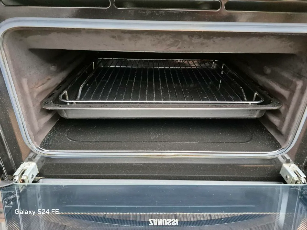 Zanussi Freestanding Electric Cooker - Image 2