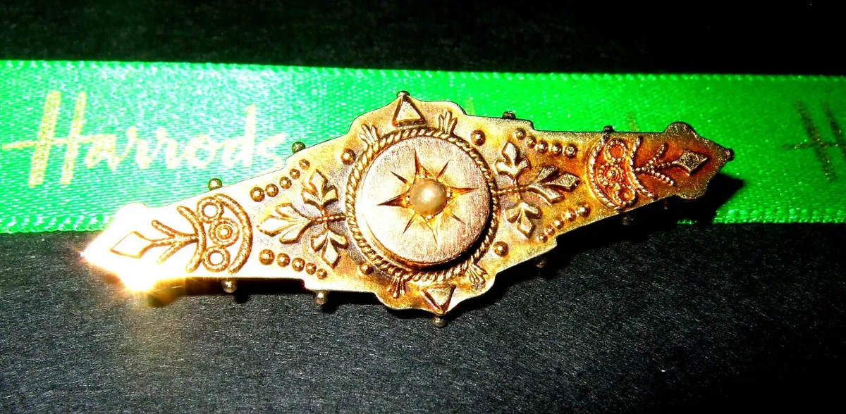 Vintage Hallmarked 9ct Gold Tie Pin - Image 1