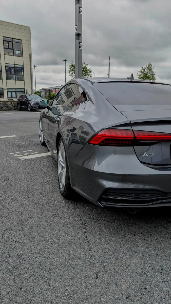 Audi A7 3L (Newer Model) Audi Service History - Image 3