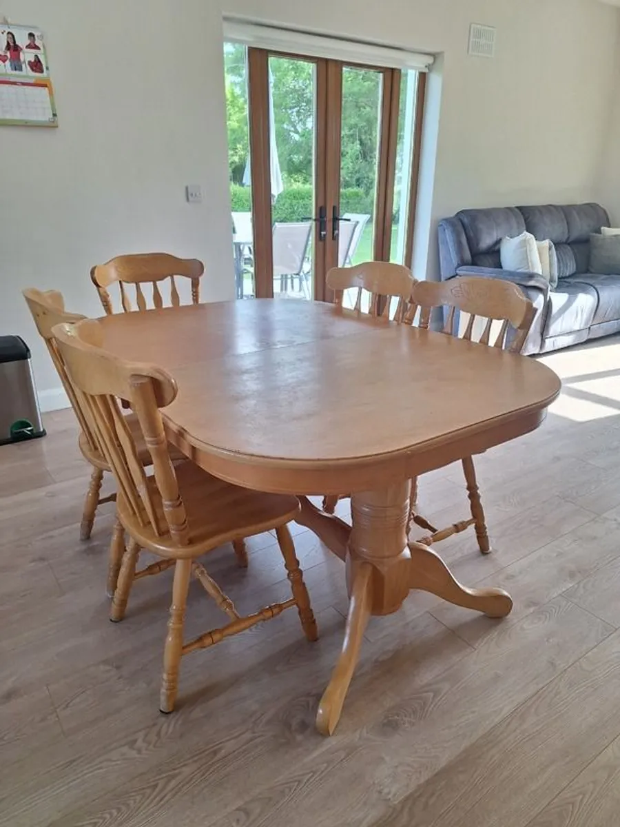 Table and 5 Chairs - Image 2