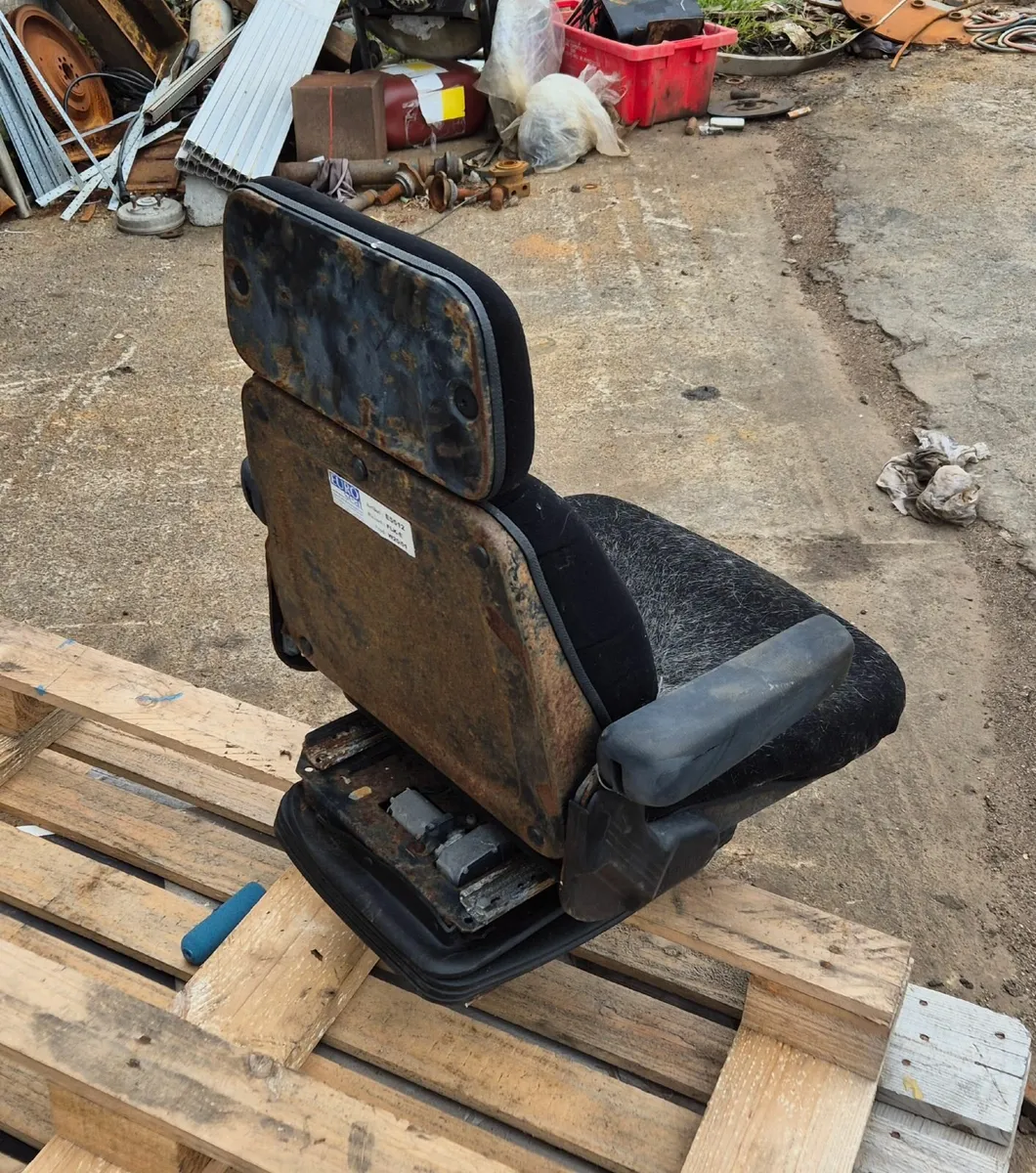 Seat suit digger - Image 2