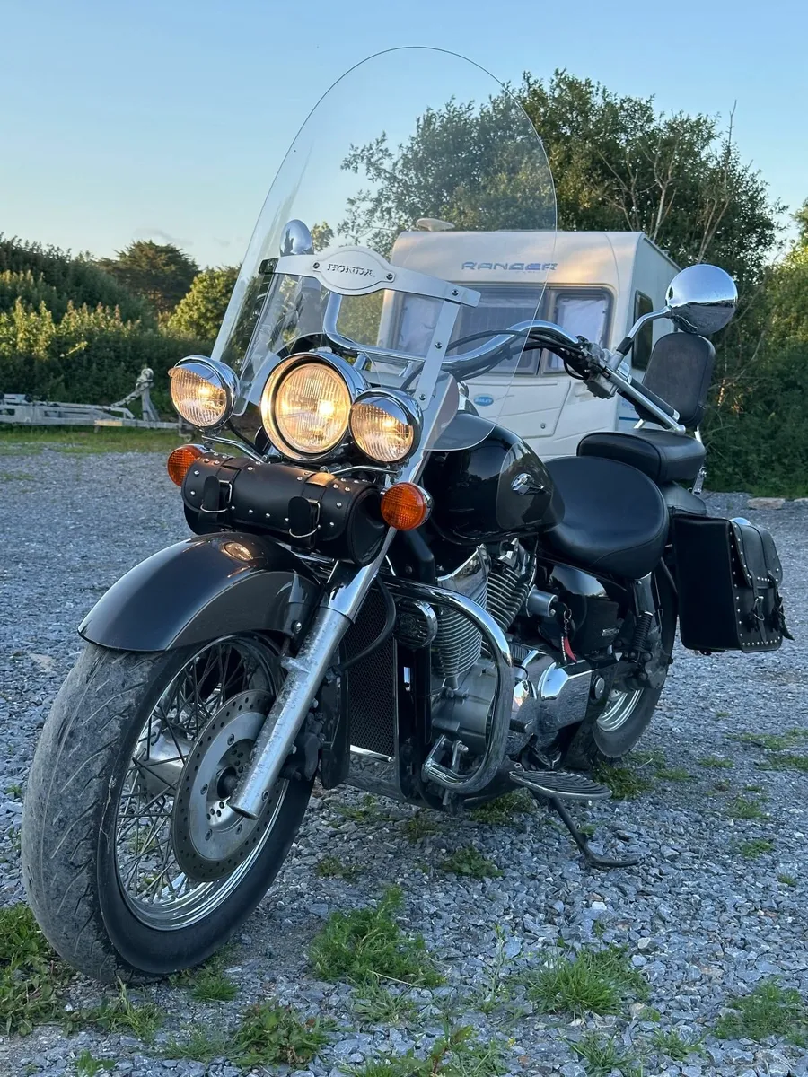 Honda VT 750 DC Shadow - Image 1