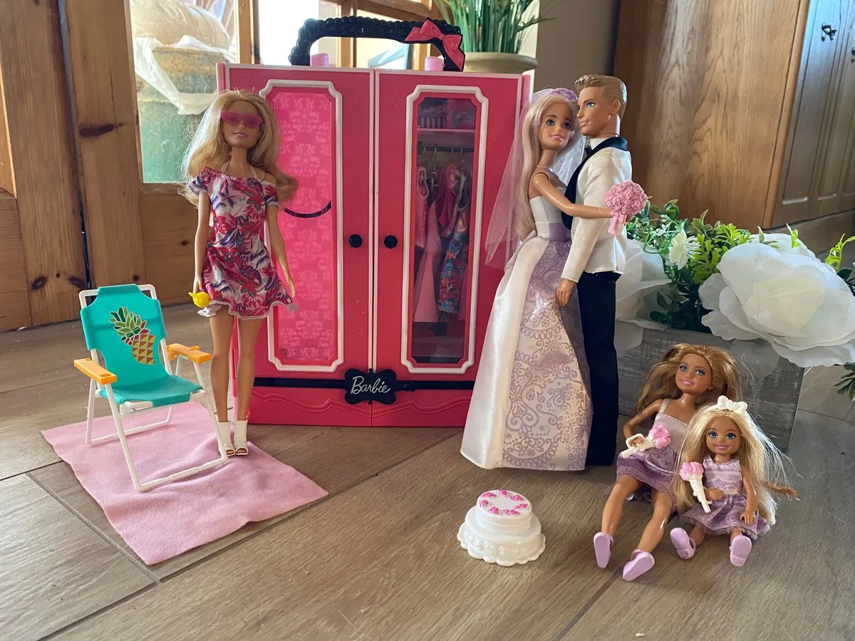 Barbie Wardrobe + Wedding Set + Relaxing Set - Image 1