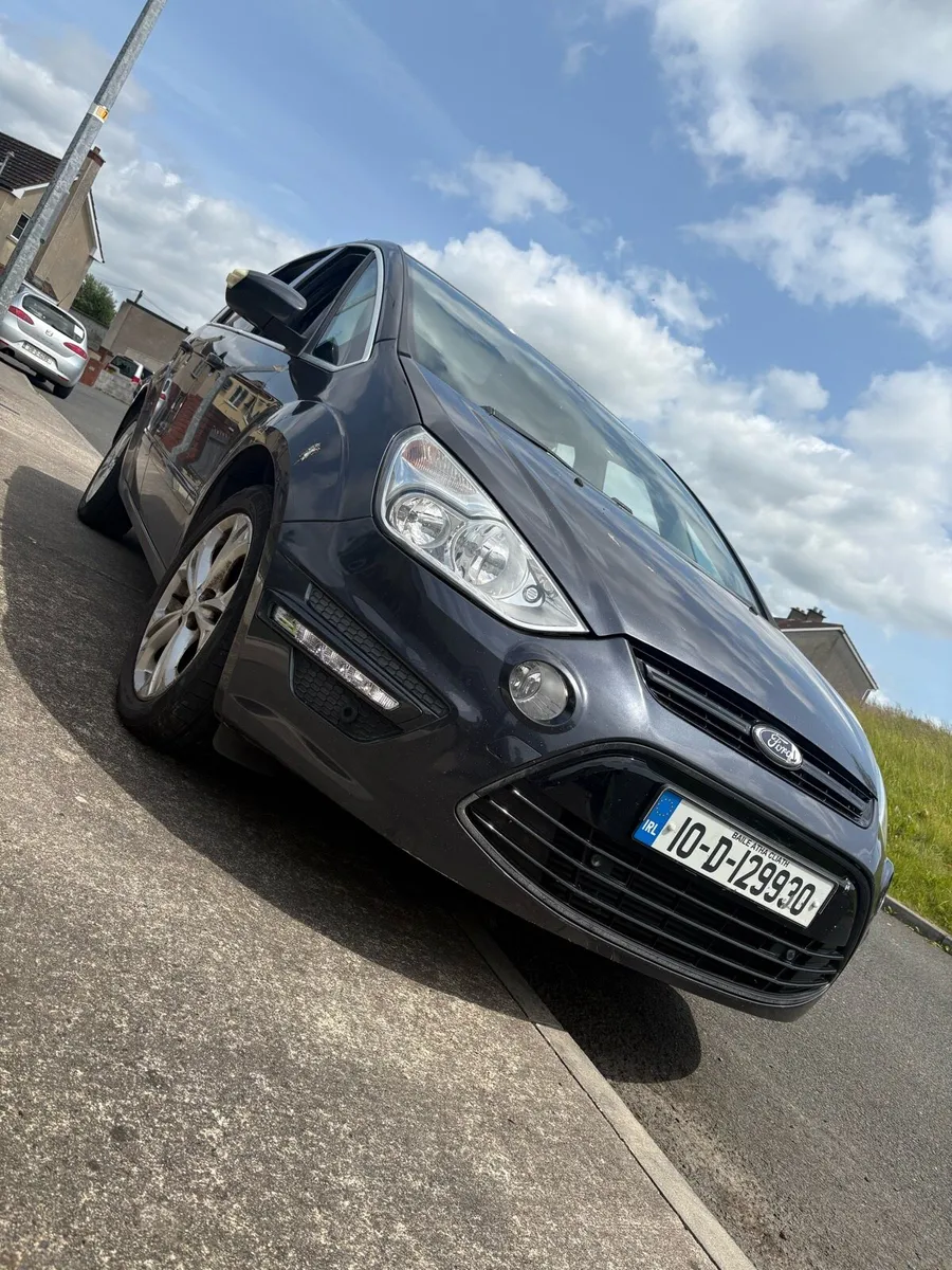 2010 Ford Smax 2lt - Image 1