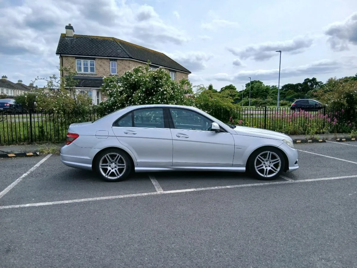 MERCEDES C220 DIESEL - Image 2