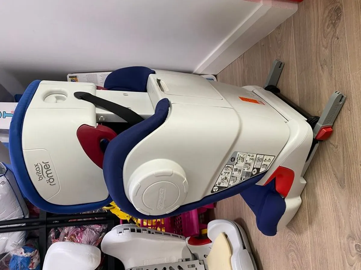 Britax Romer Kidfix XP SICT booster (15-36kg) - Image 2