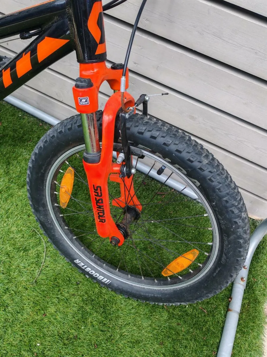 Scott scale bike for 6-9 year old 20 inch - Image 2