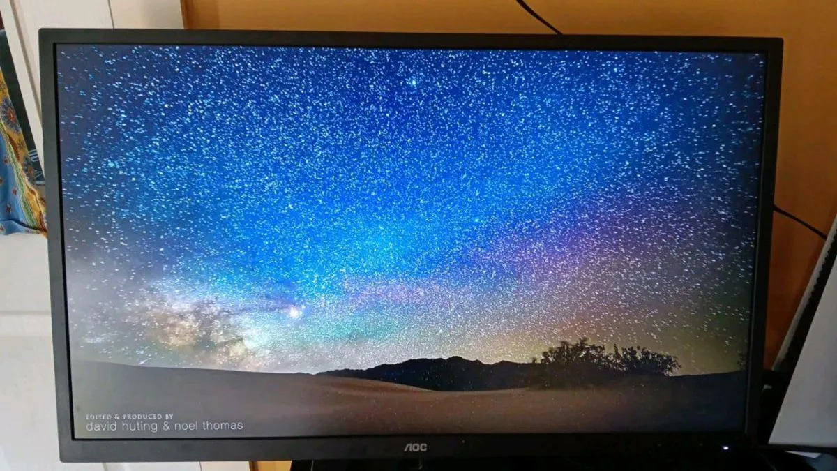 4k AOC 27 inch monitor - Image 1