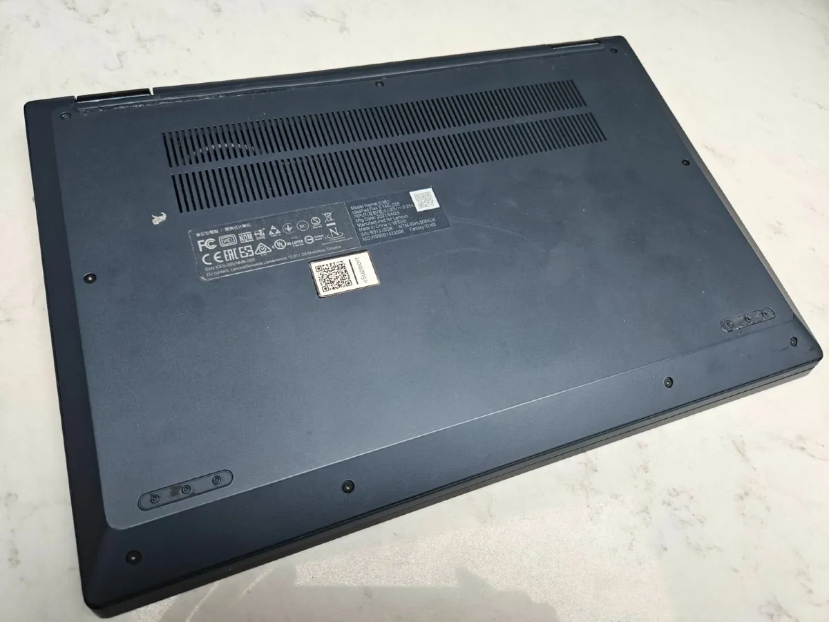 Lenovo 2-in-1 - Image 2
