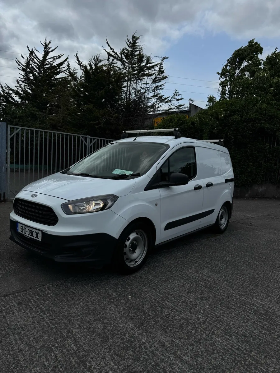 Ford Transit Courier - Image 1