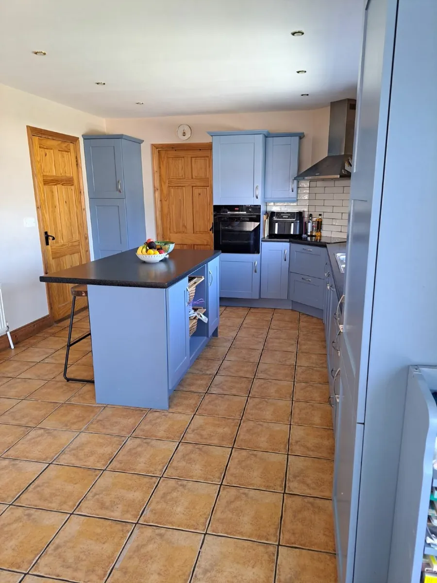 Kitchen - Image 2