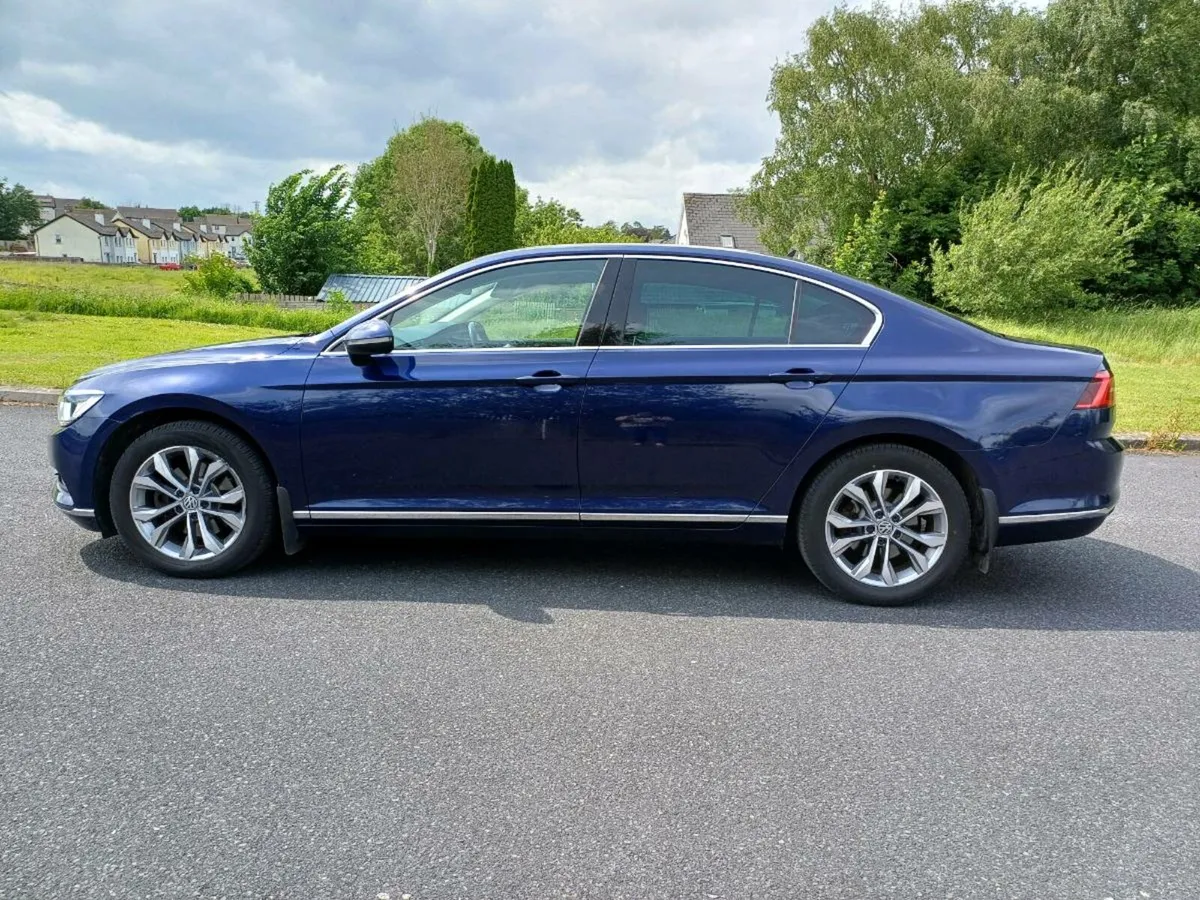 VW Passat 1.6L Highline - Image 4