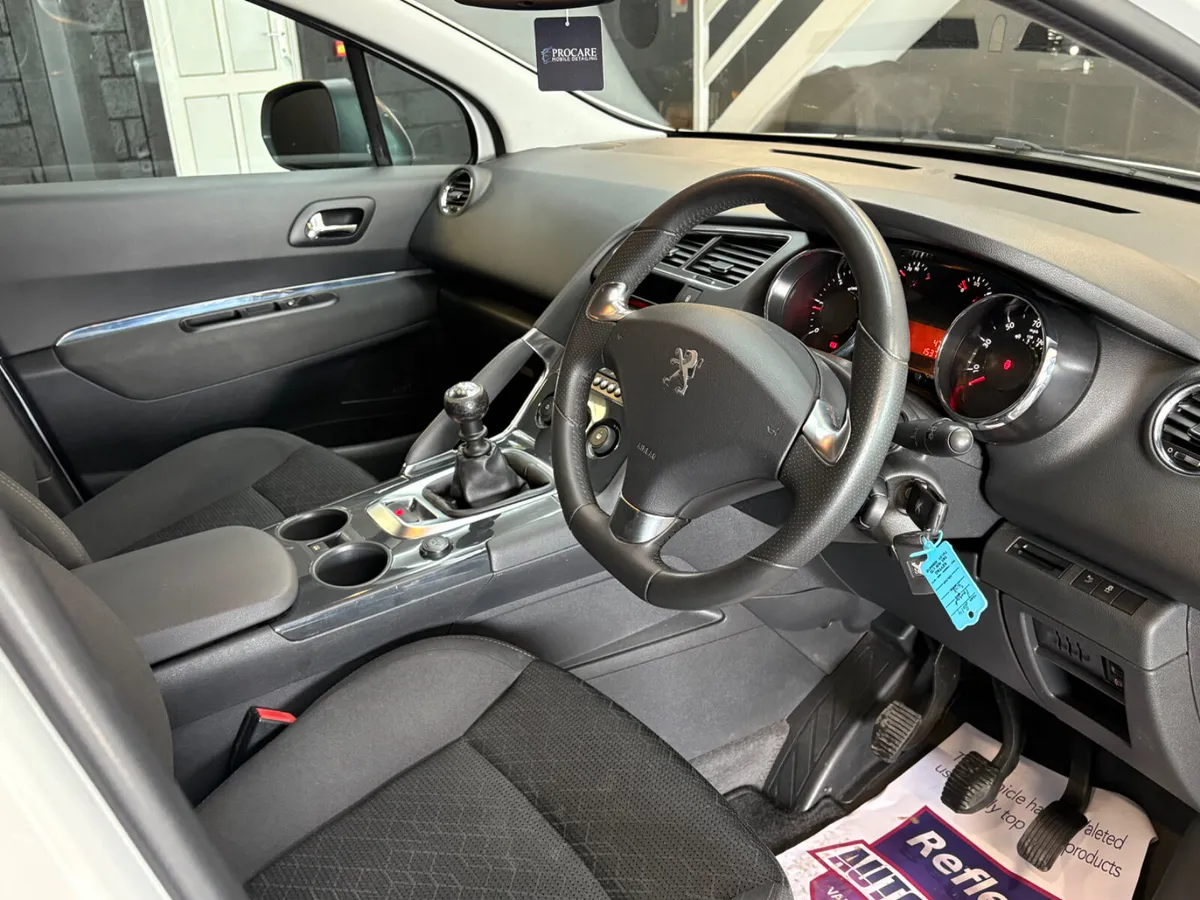 2014 Peugeot 3008 Allure 1.6 D - Image 3
