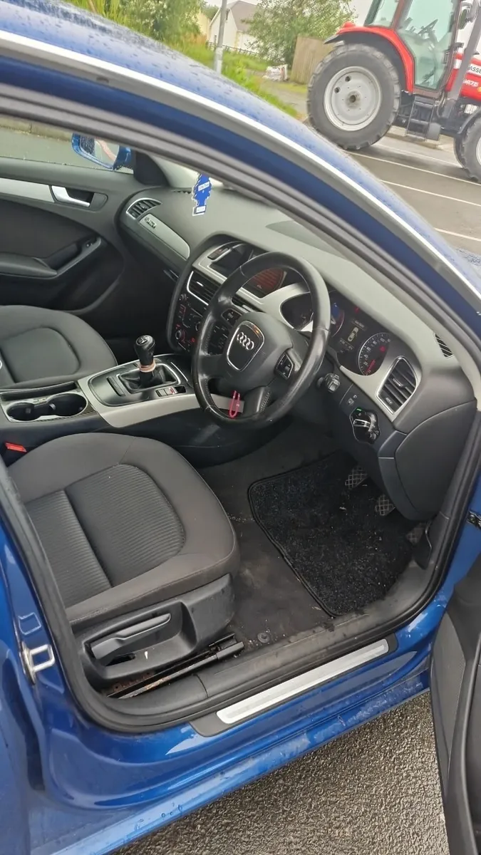 Audi A4 2011 - Image 3