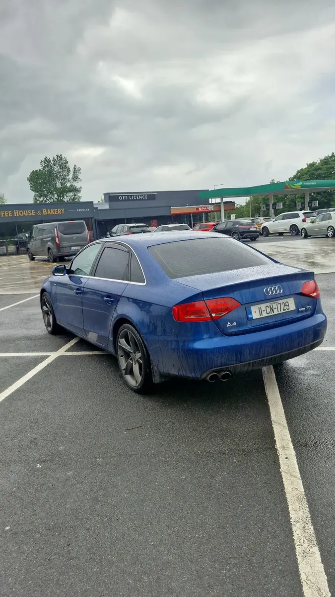 Audi A4 2011 - Image 4