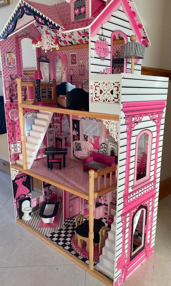 Barbie Doll House - Image 2