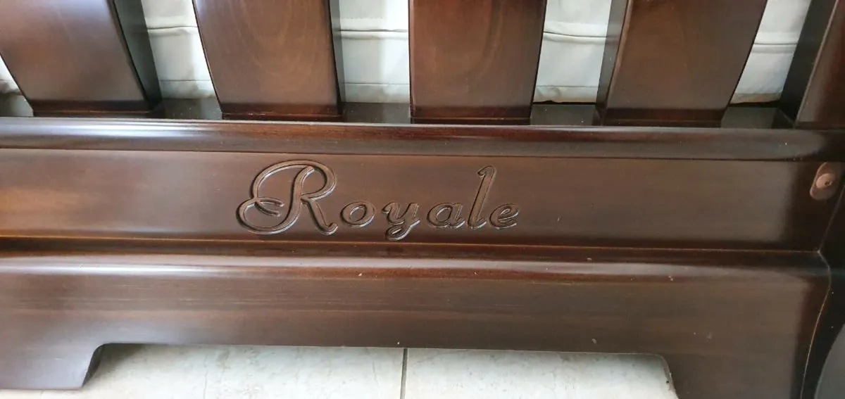 Sleigh Royale Cot Bed for sale - Image 3