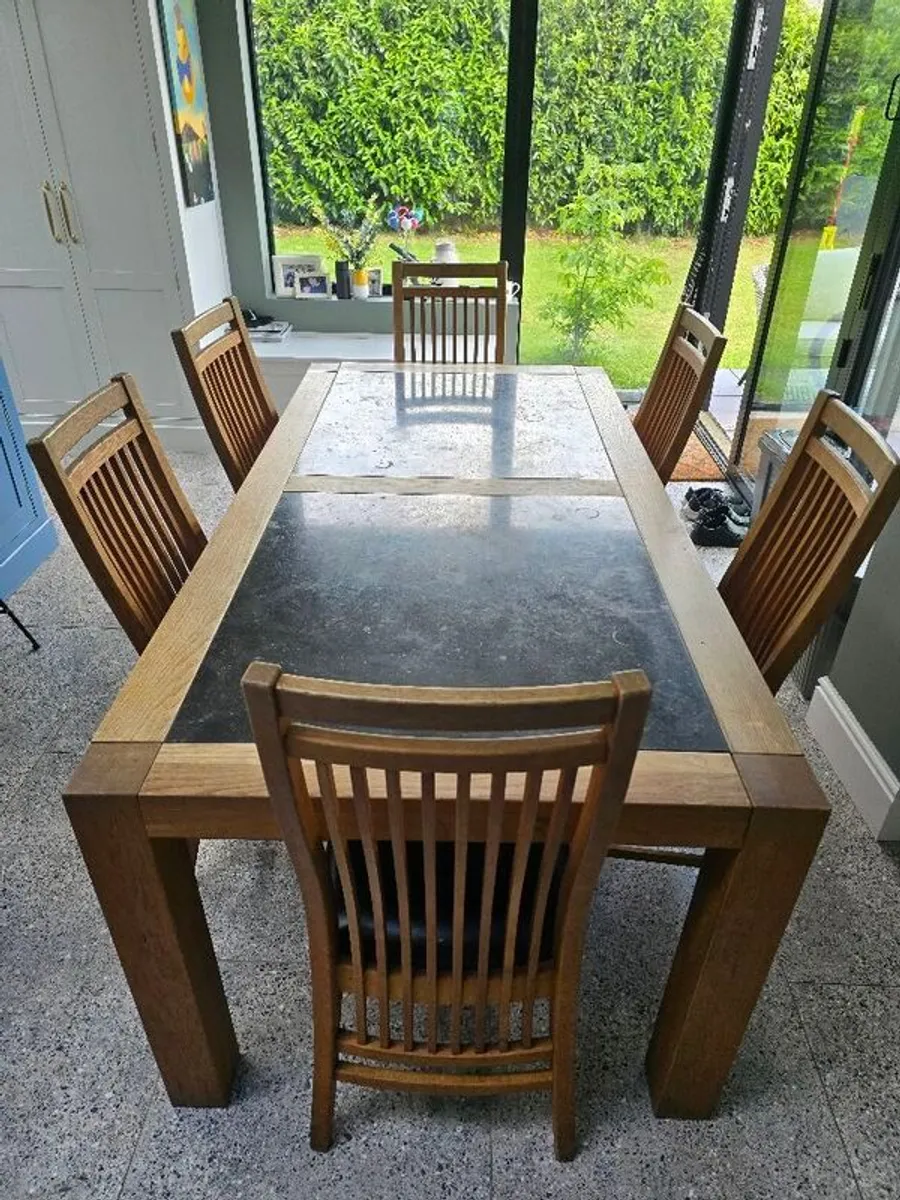 kitchen/dining table and chairs - Image 1