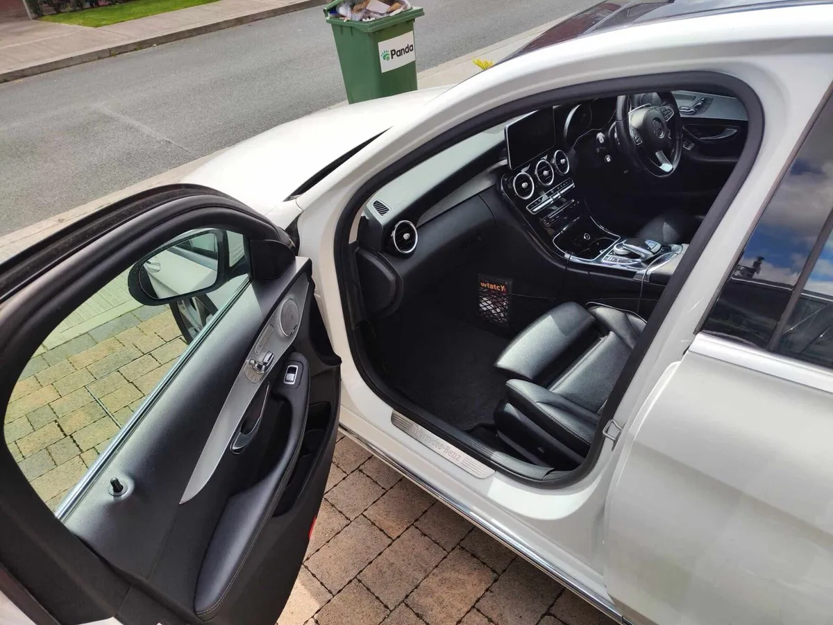 Mercedes-Benz C350e Sport premium plus | plug-in - Image 4